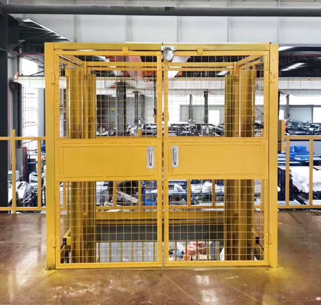 十堰智能导轨式升降机亮相